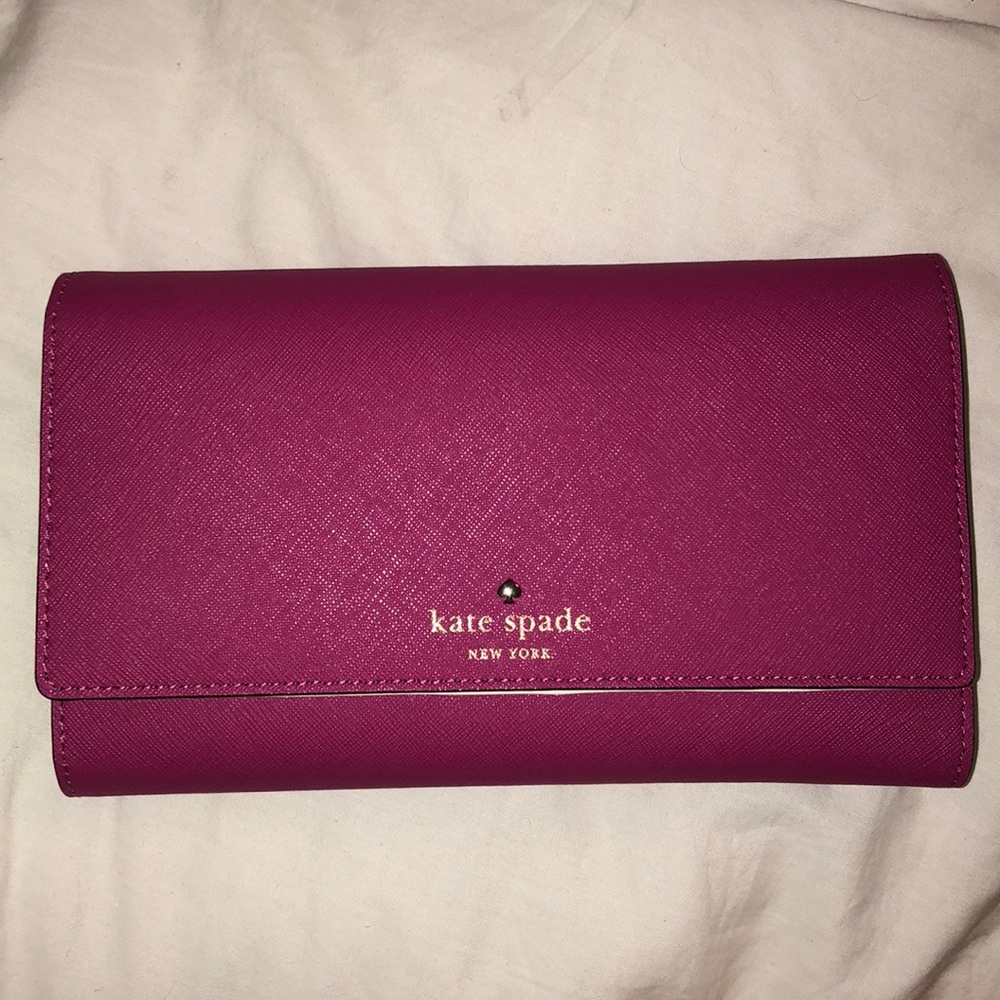 Kate Spade Travel Wallet